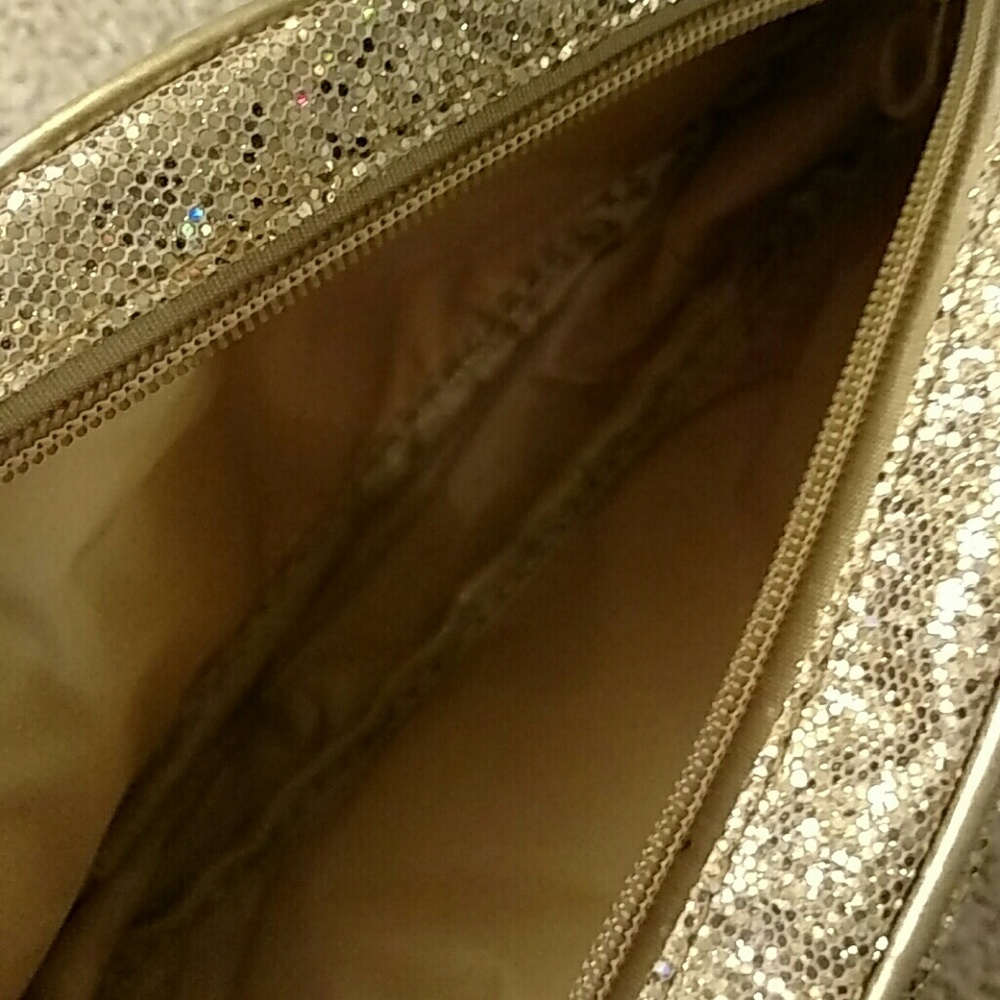 Gold Glittery Wristlet - Picture 5 of 5